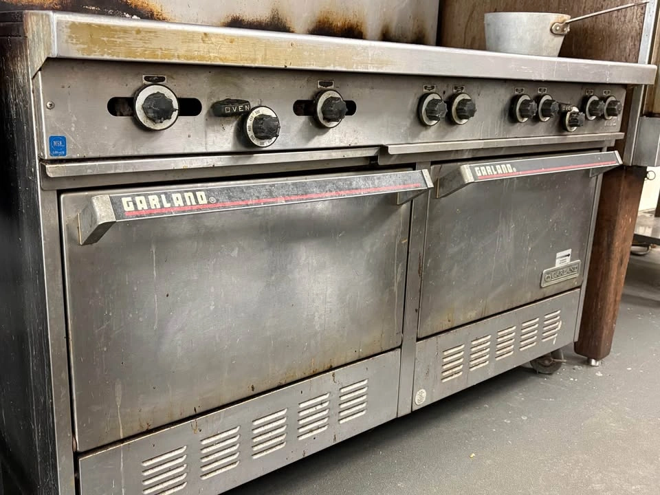 Garland 6-Burner Commercial Gas Range with Flat Top & 2 Ovens - photo 3