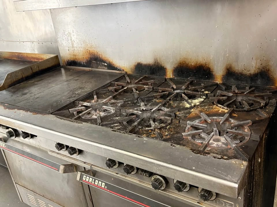 Garland 6-Burner Commercial Gas Range with Flat Top & 2 Ovens - photo 4