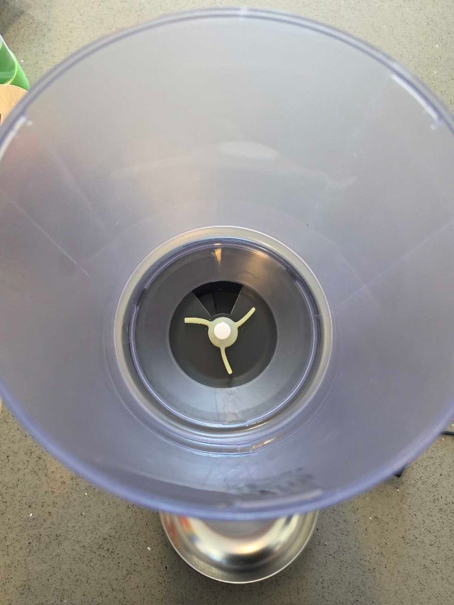 Automatic Cat Feeder - photo 2