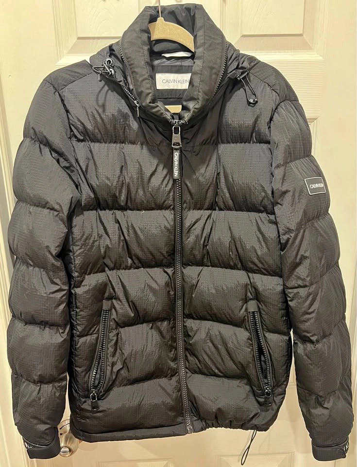 Calvin Klein Men’s Puffer Jacket