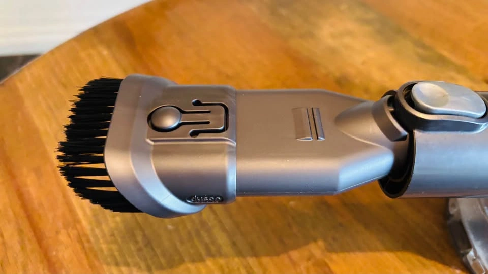 Dyson DC34 Handheld Vacuum - photo 4