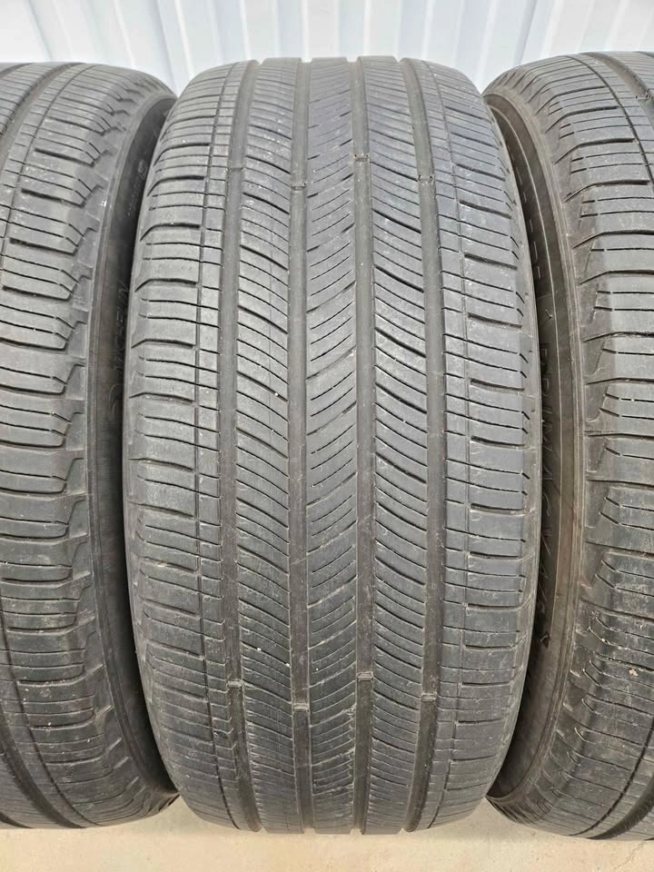 Michelin Primacy A/S Tires - 235/55R19 - photo 3