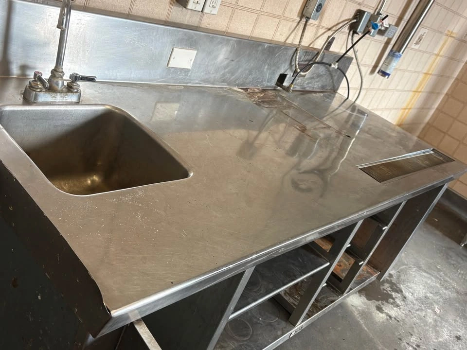 Commercial Stainless Steel Service Station w/ Sink & Drainboard - photo 2
