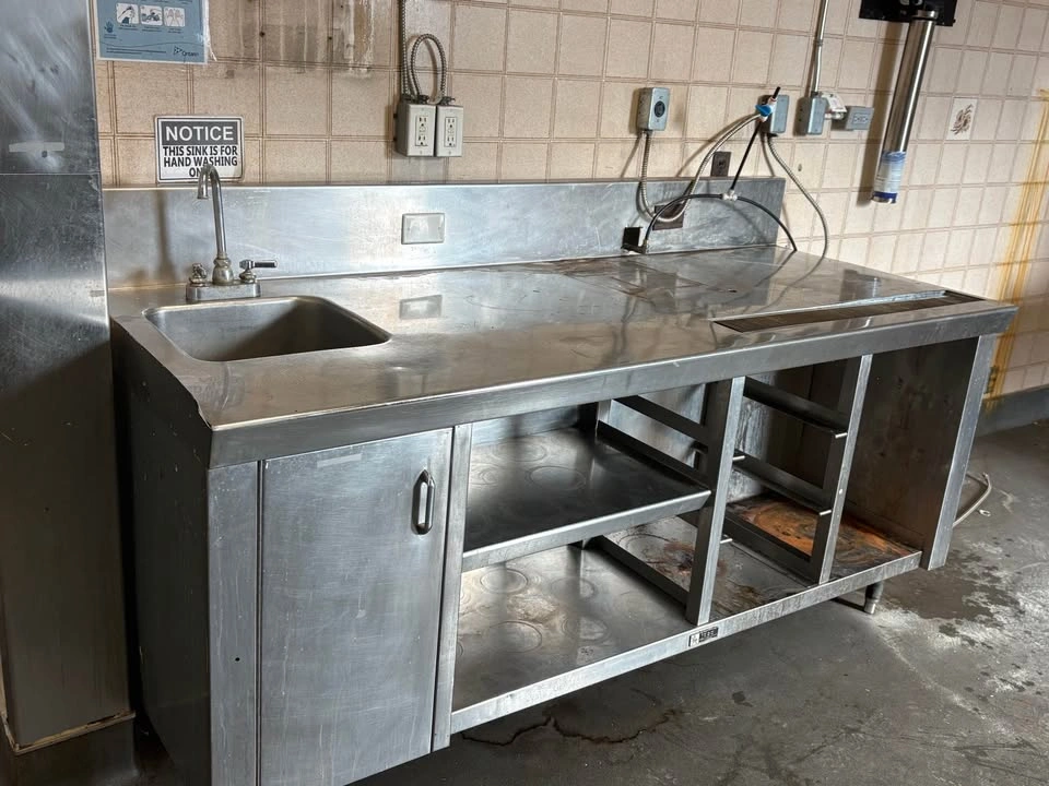 Commercial Stainless Steel Service Station w/ Sink & Drainboard - photo 5
