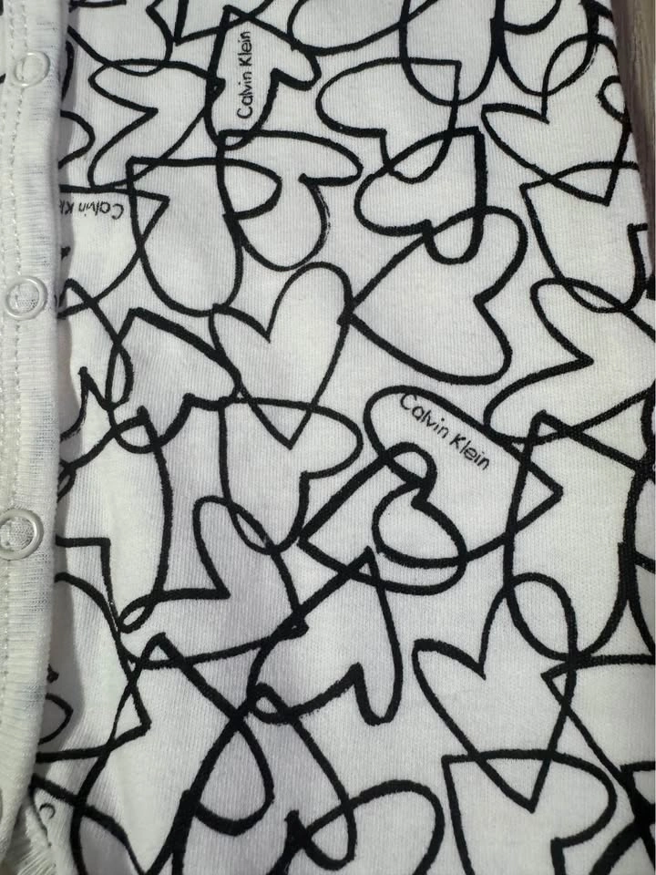 Calvin Klein Baby Footed Sleeper - photo 2