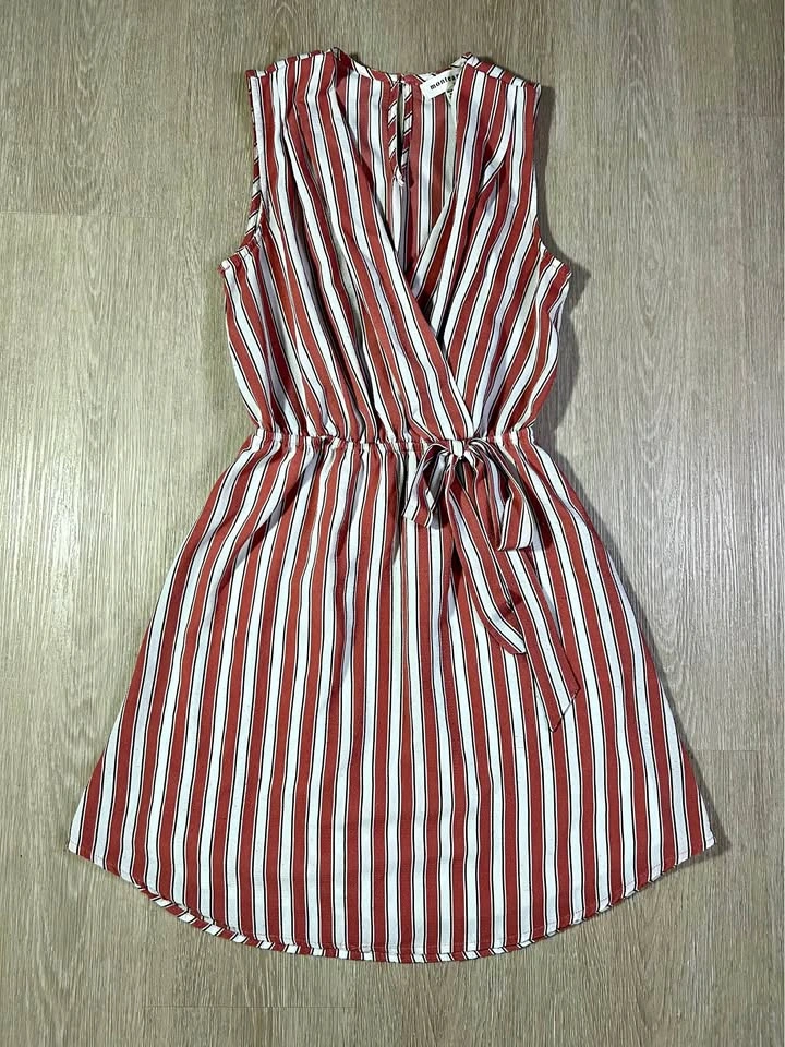 Monteau XS Red and White Striped Sleeveless Dress