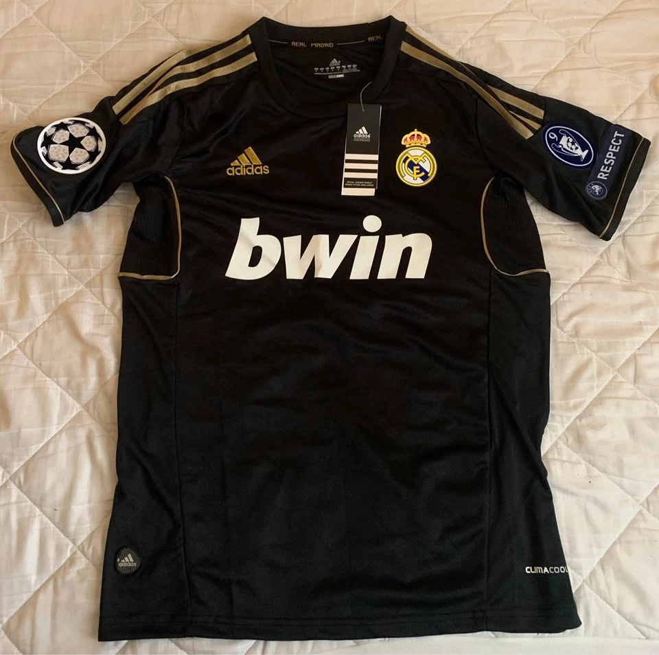 Cristiano Ronaldo Real Madrid 2011/12 Away Jersey - Size S