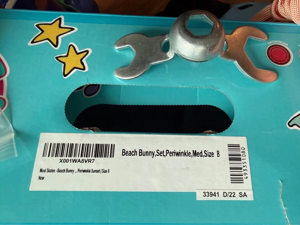 EUC Moxi Beach Bunny Roller Skates Size 8 Periwinkle - photo 4