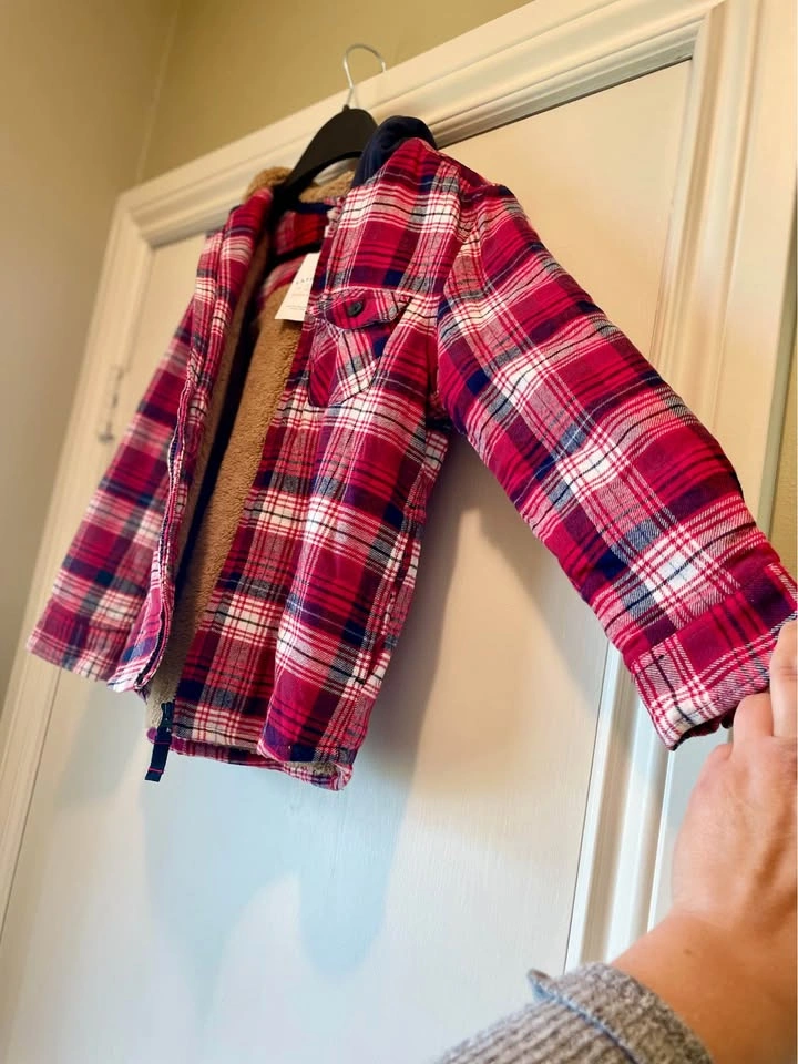 FatFace Red Plaid Sherpa-Lined Jacket Size 8/9 Kids - photo 3