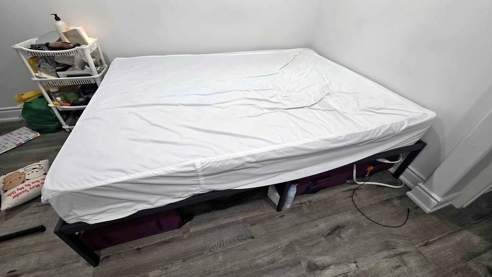 8" Queen High-Density Foam Mattress – Medical Grade & Gently Use