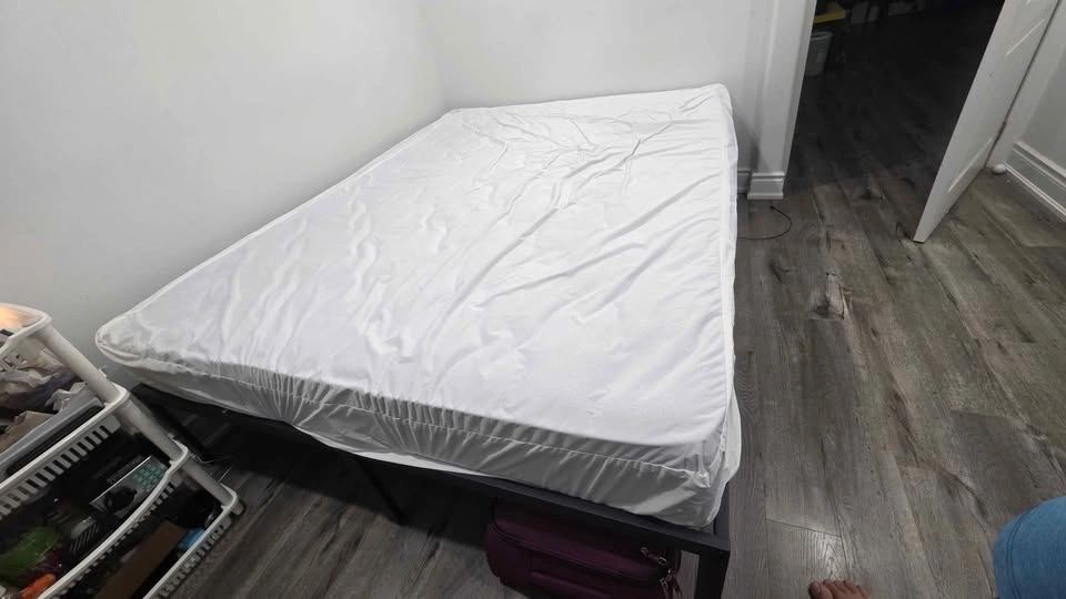 8" Queen High-Density Foam Mattress – Medical Grade & Gently Use - photo 2