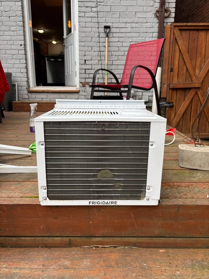 Frigidaire 5,000 BTU Window Air Conditioner - Tested & Working - photo 5