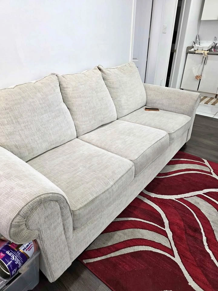 Comfy Ashley Lonoke Sofa - 3 Seat