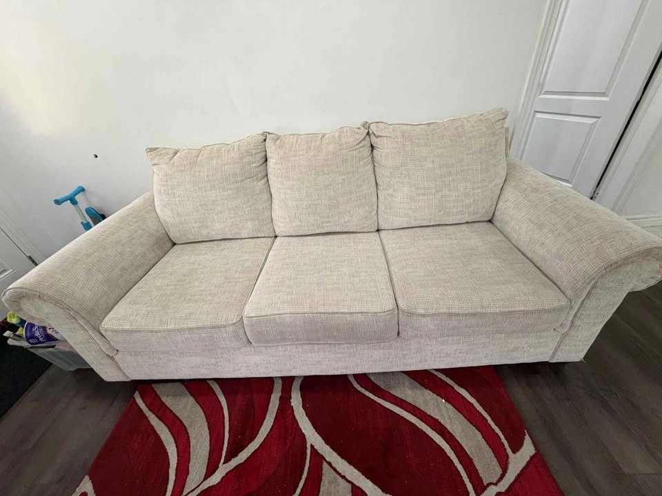 Comfy Ashley Lonoke Sofa - 3 Seat - photo 4