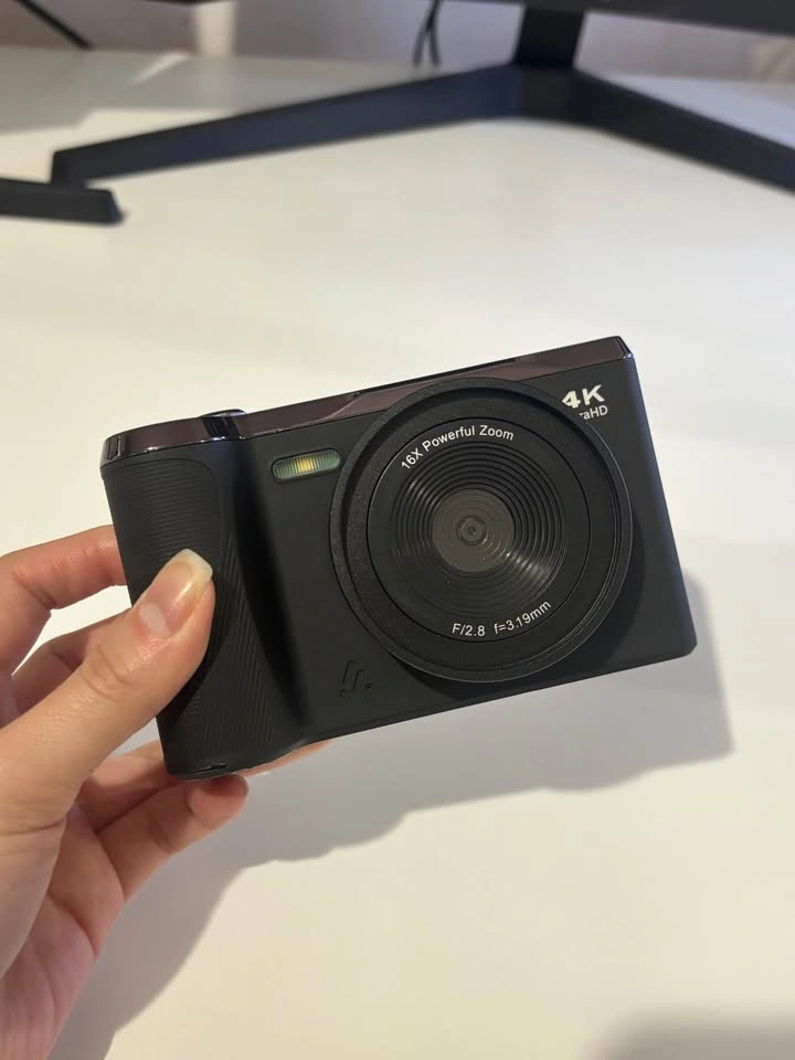 4K 56MP Digital Camera w/ Flip Screen - photo 3