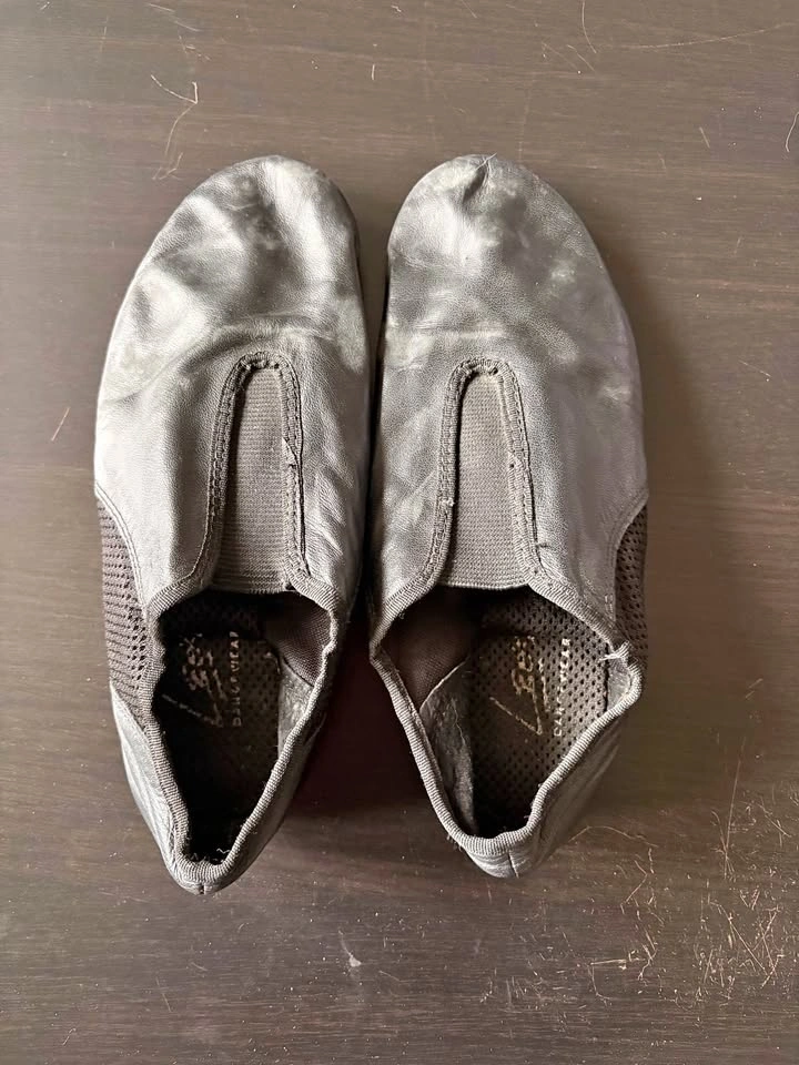 Leo's Leather Jazz Dance Shoes - Size 7.5
