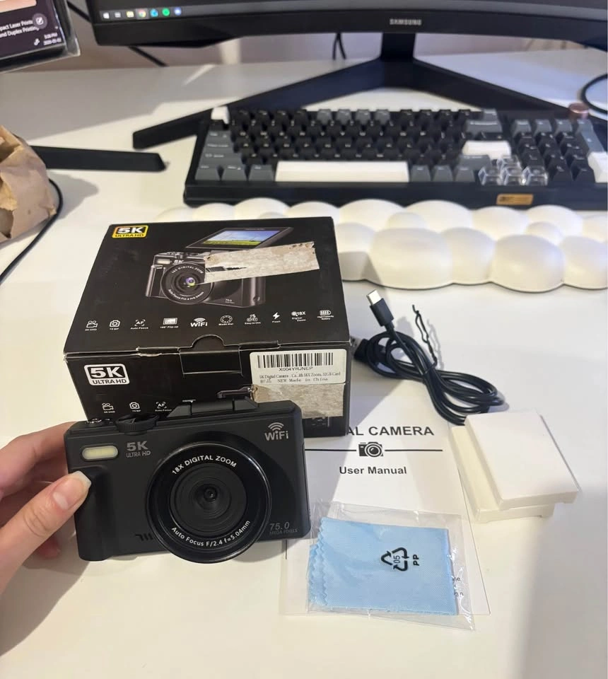 New - Flip Screen Digital Camera 5K 75MP - photo 4