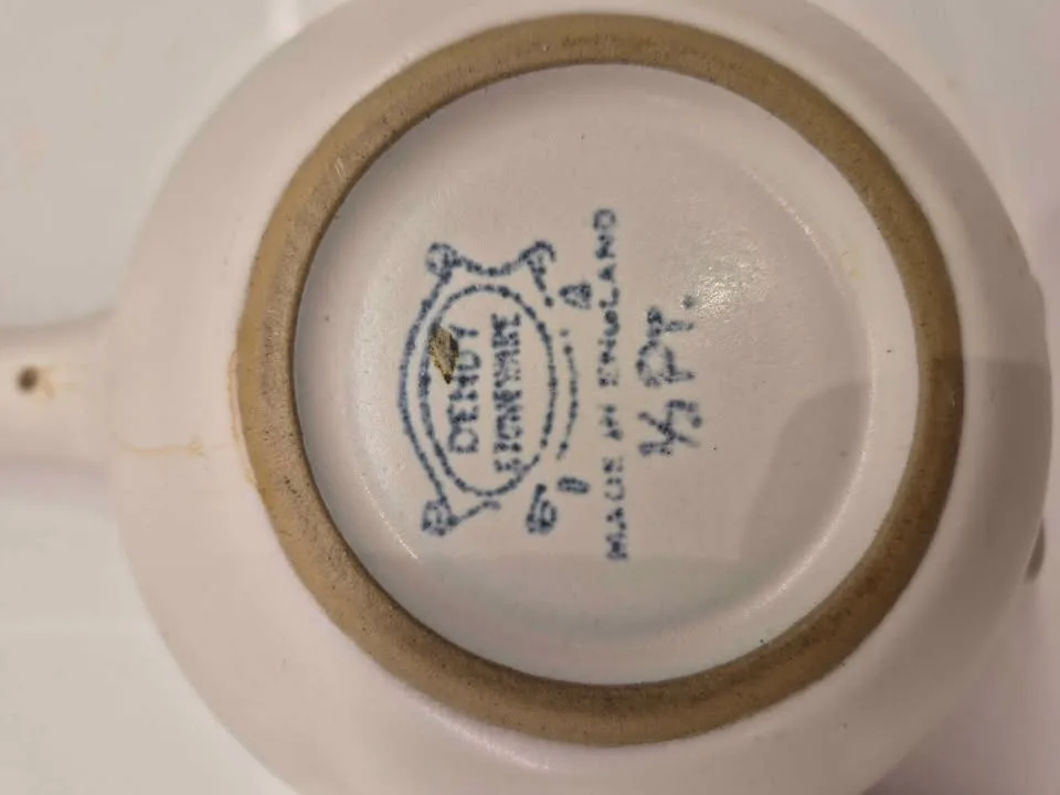 Denby Stoneware Shamrock Set image indicator(4)