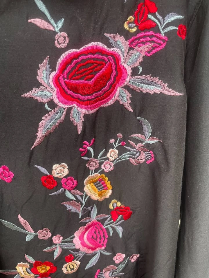 Zara Silk Blend Embroidered Floral Shirt Black Long Sleeve Top M - photo 4