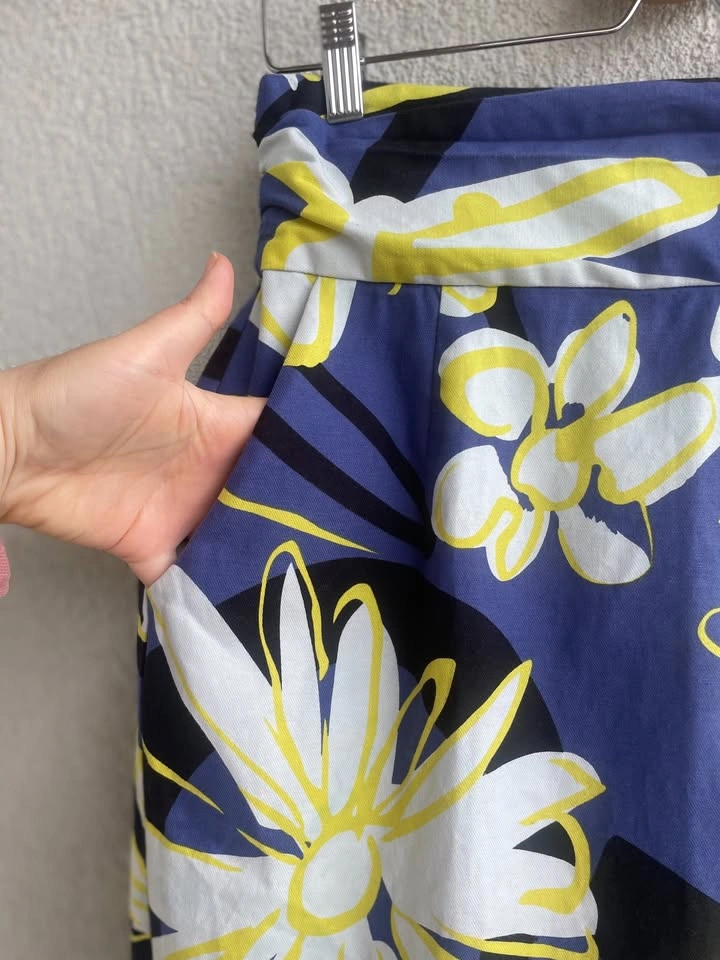 WHIT Two (Anthropologie) Floral Skirt Size 8, Cotton - photo 2