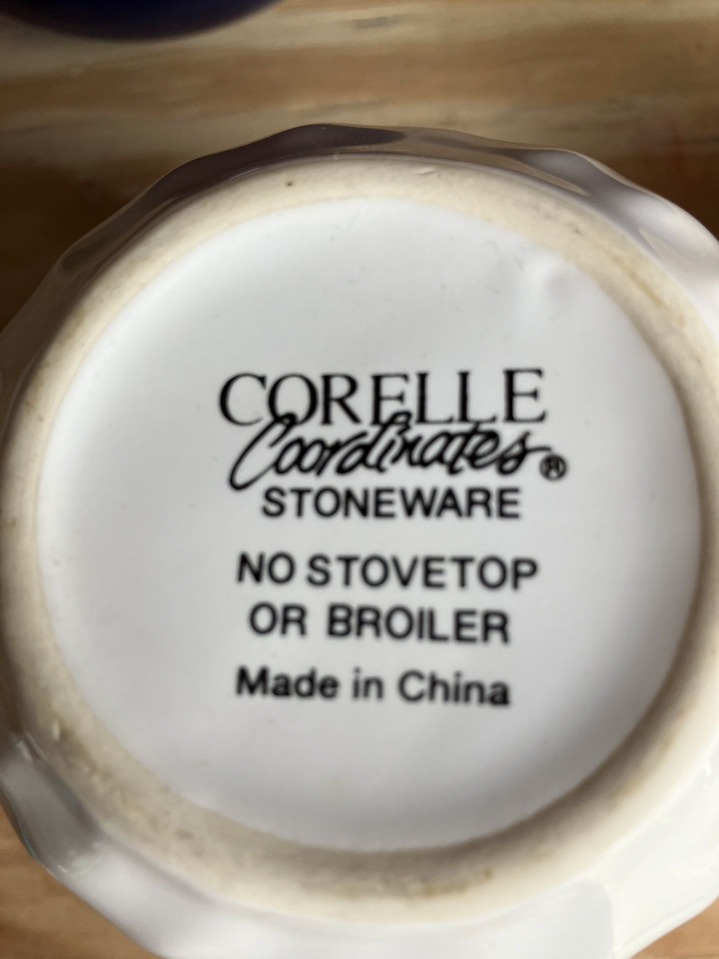 Corning Creamer And Covered Sugar Bowl - photo 2