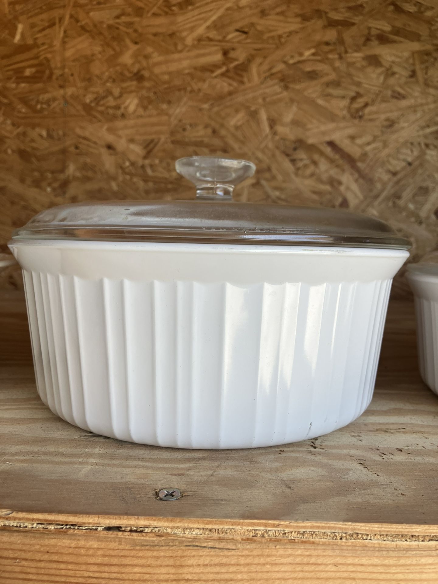 Corning French White Casserole Dish w/ Lid - Round