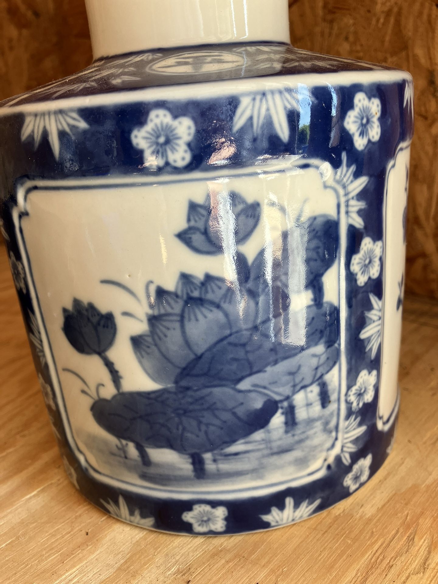 Beautiful Ceramic Vase - photo 5