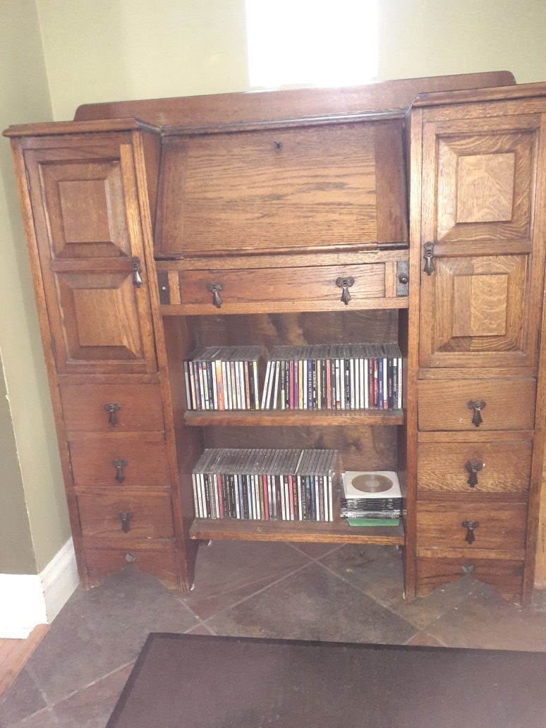 Mission style desk/cabinet - photo 3