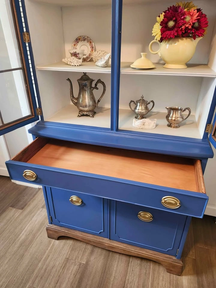 Refinished Antique China Cabinet - photo 3