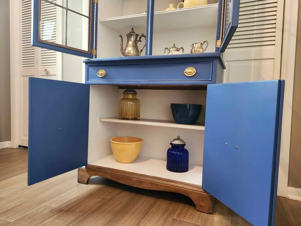 Refinished Antique China Cabinet - photo 4
