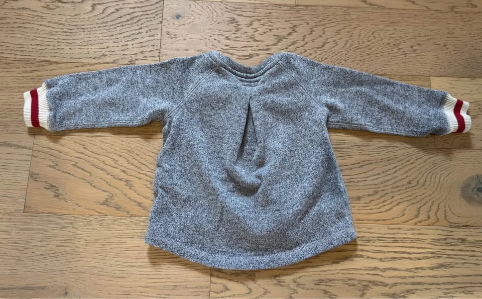 Baby Roots Sweater Size 18-24 months - photo 2