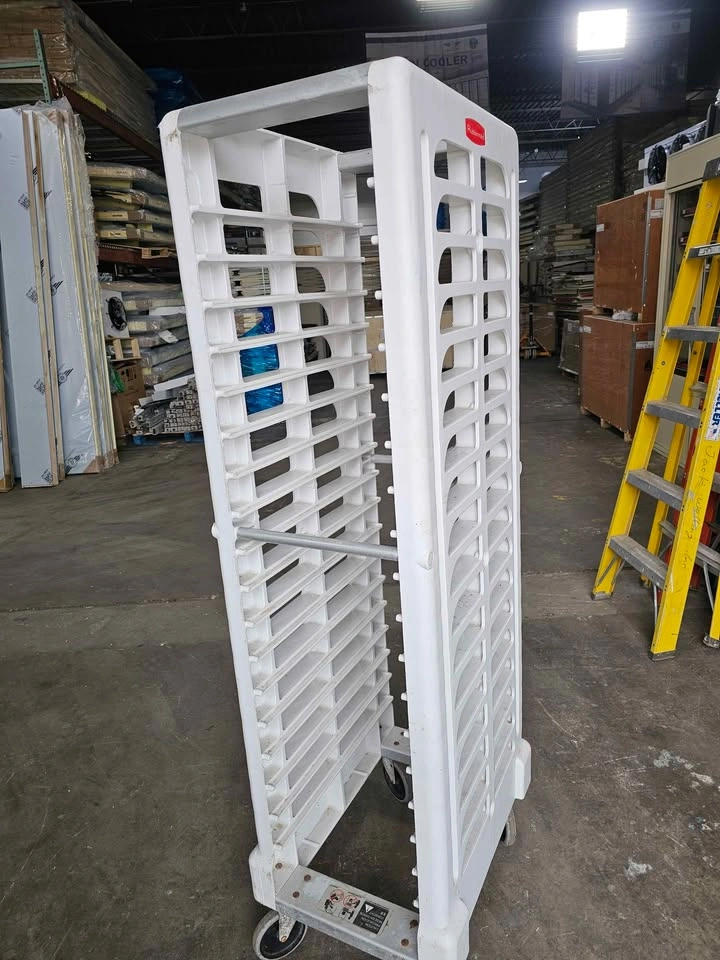 Rubbermaid End Loader Rack - photo 2