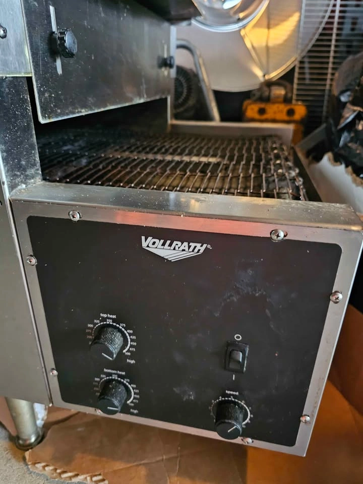 🔥🍕Conveyor Pizza Oven - Vollrath JPO18🍕🔥 - photo 2
