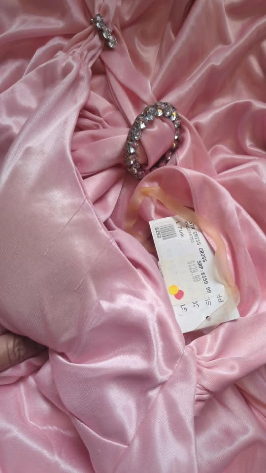 NEW - Pink satin halter dress - photo 3