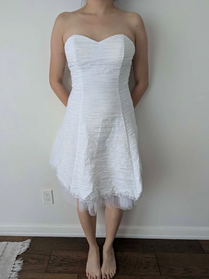NEW - Sweetheart Neckline White Mini Dress - Size XL