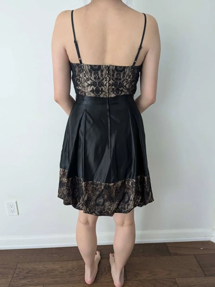 NEW - black satin dress with lace details - photo 2