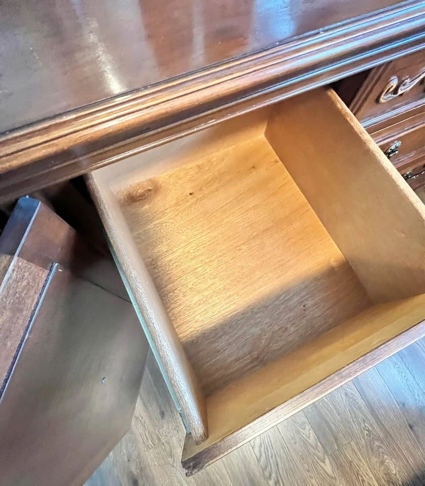 Vintage Solid Wood Dresser with Mirror - photo 3