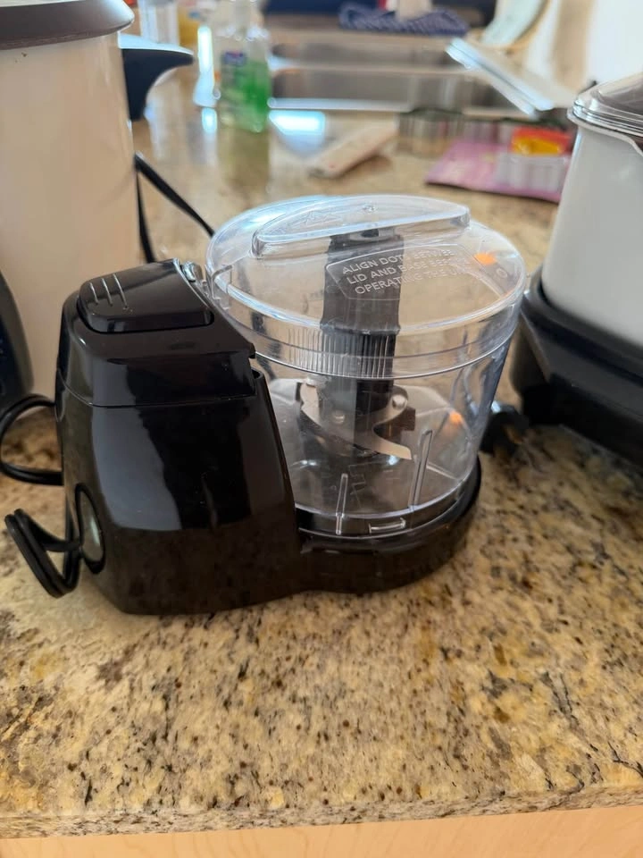 SMALL APPLIANCE BUNDLE - MOVING SALE - photo 2