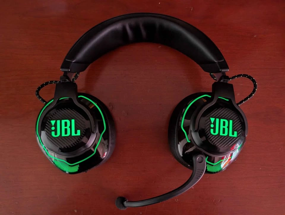 JBL Quantum 910X Wireless Gaming Headset - photo 2