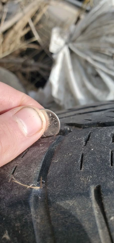 Summer Set of 4 Truck Tires - photo 3