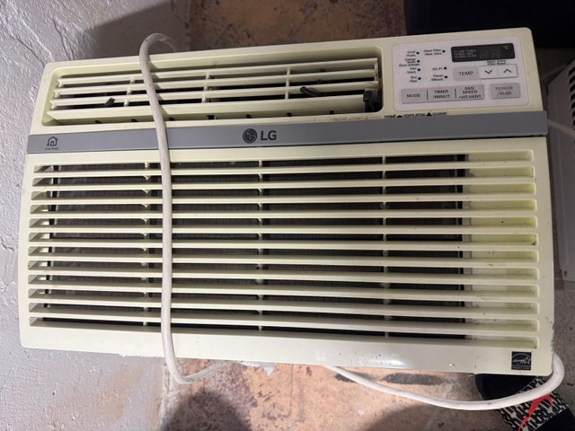LG Window Air Conditioner LW8017ERSM 8450 BTU