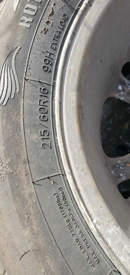 Worn Tires and Rims - photo 2