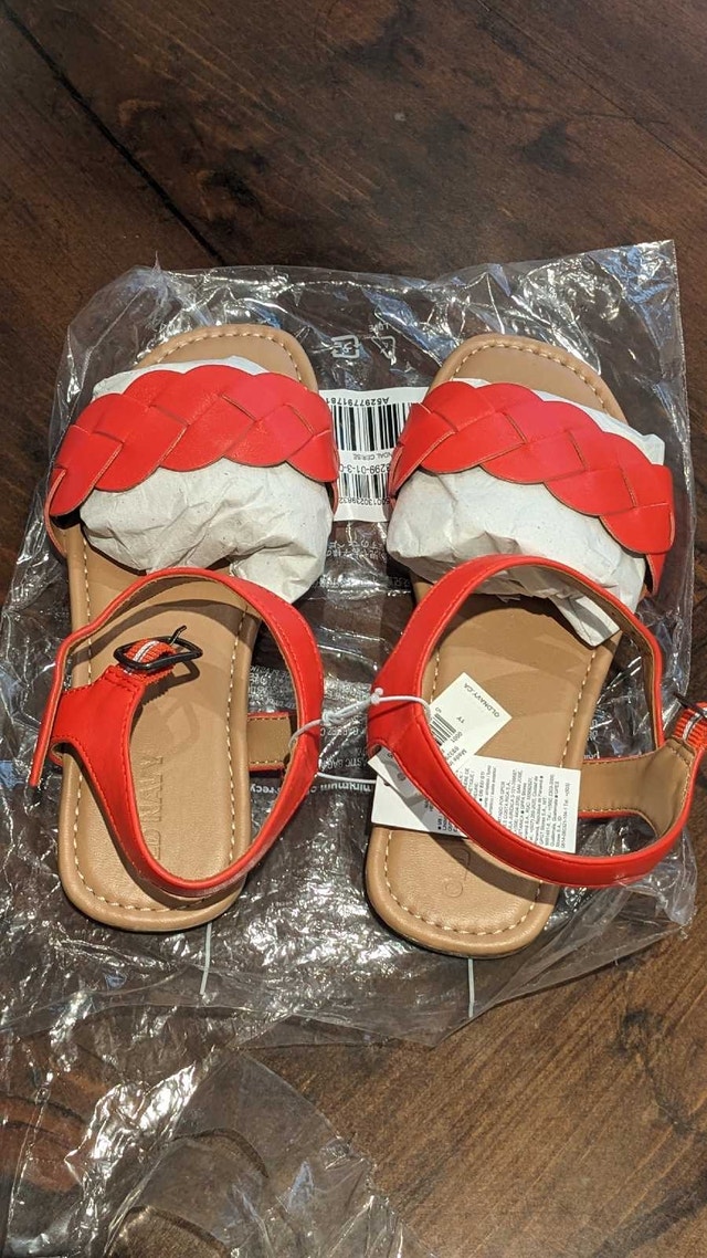 BNWT Sandals, Size 1 - photo 2
