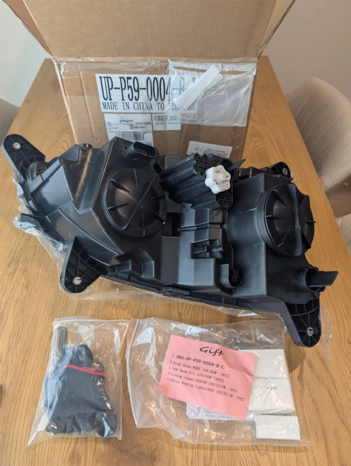 NEW DRIVER SIDE HEADLIGHT 2011-2023 PETERBILT 579 / 587 - photo 5