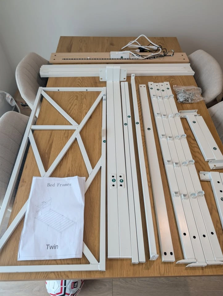 TWIN BED FRAME + LED LIGHTS & USB - photo 4