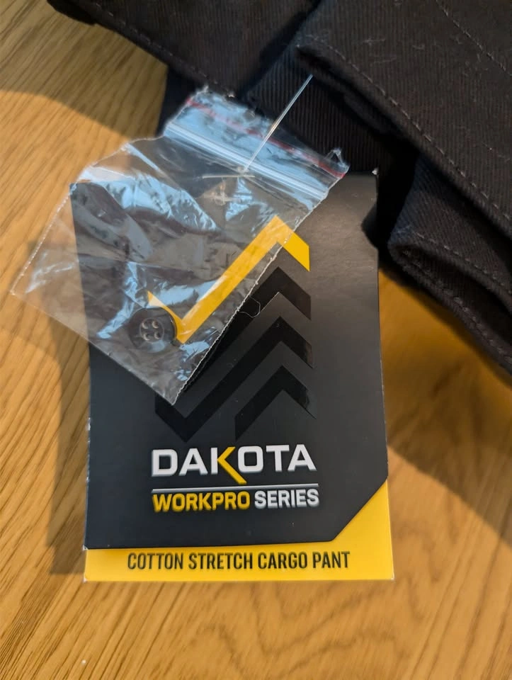 Dakota WorkPro Cotton Stretch Cargo Pants - 32x32 - 1 New, 1 Lik - photo 2