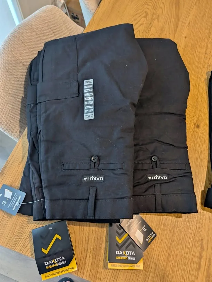 2 NEW Dakota WorkPro Fleece Lined Cargo Pants - 32x30/32