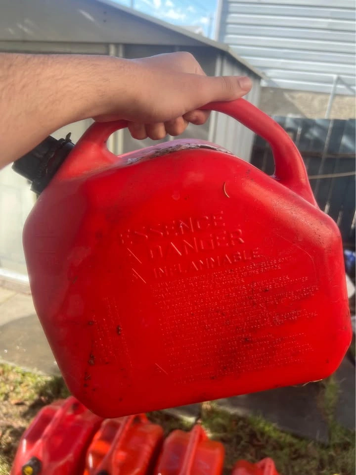 Jerry Cans 10L and 20L - photo 4