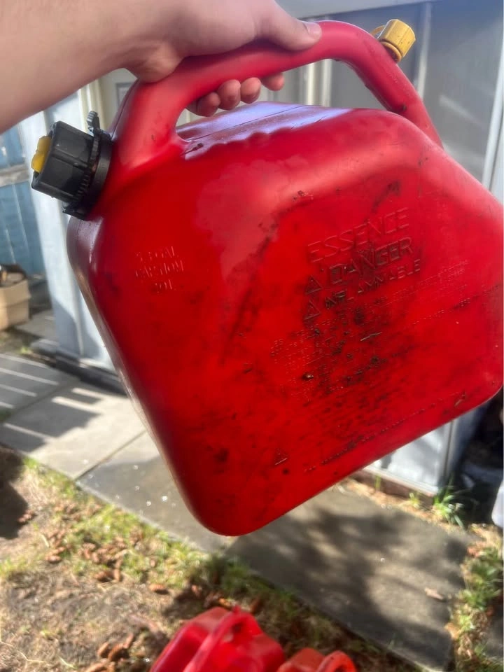 Jerry Cans 10L and 20L - photo 5