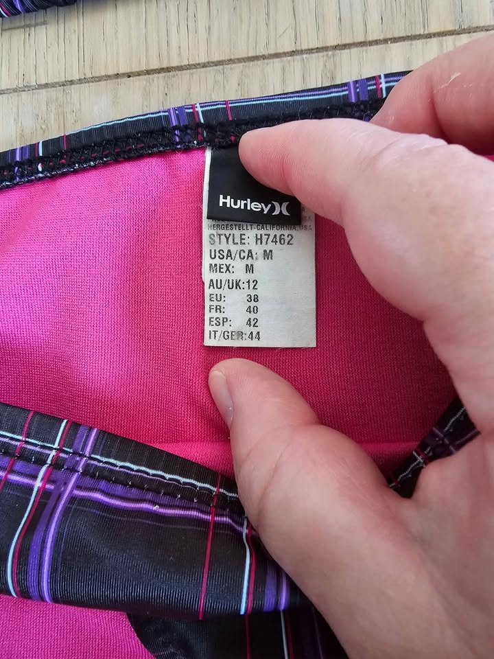 $25 each | Size medium Roxy and Hurley bikinis - photo 4